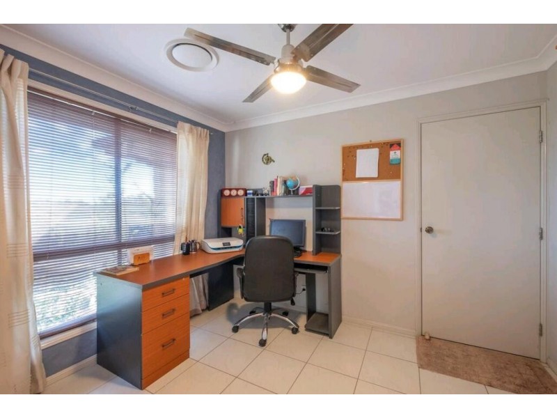 13 Benjamin Court, Yamanto QLD 4305