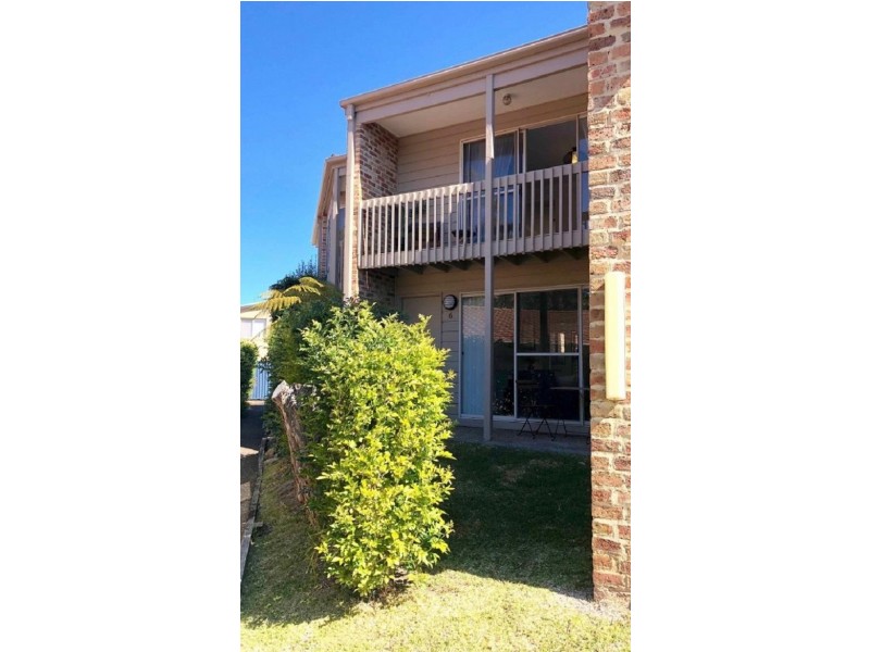 6/708-710 Beach Road, Surf Beach NSW 2536