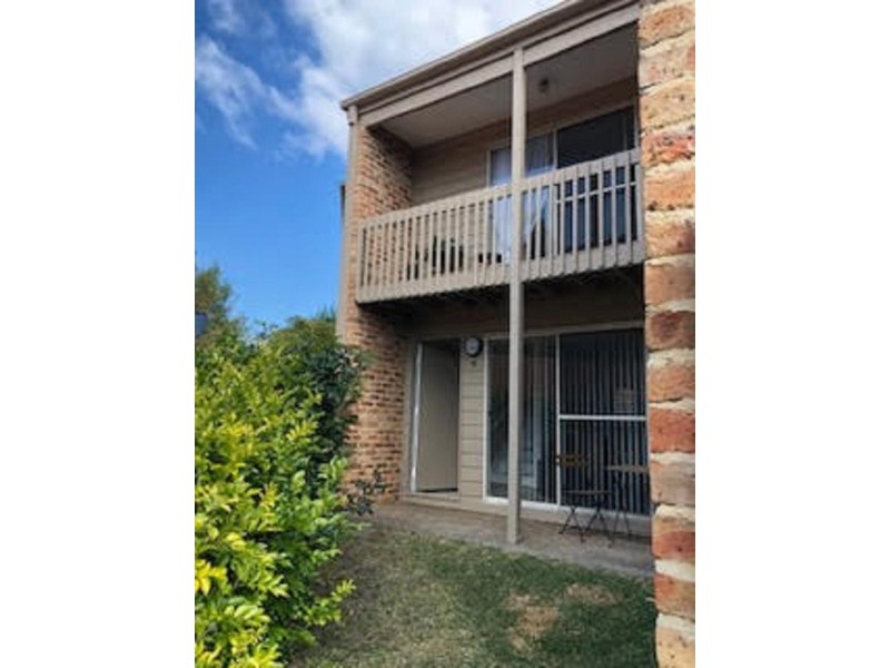 6/708-710 Beach Road, Surf Beach NSW 2536