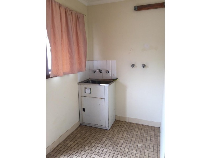 1-4/268 Noyes Street, Deniliquin NSW 2710