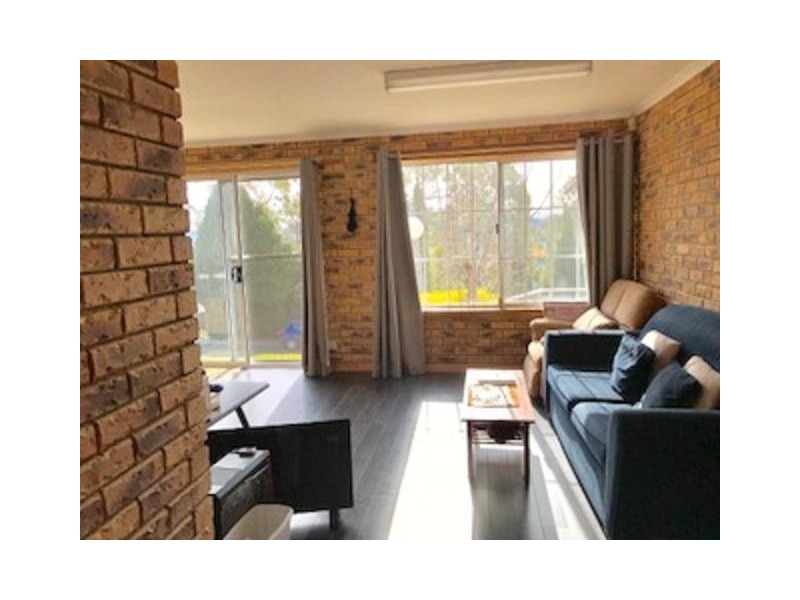 18 Jabez Crescent, Lenah Valley TAS 7008
