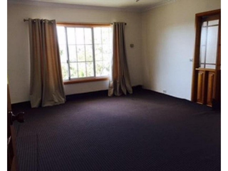 18 Jabez Crescent, Lenah Valley TAS 7008