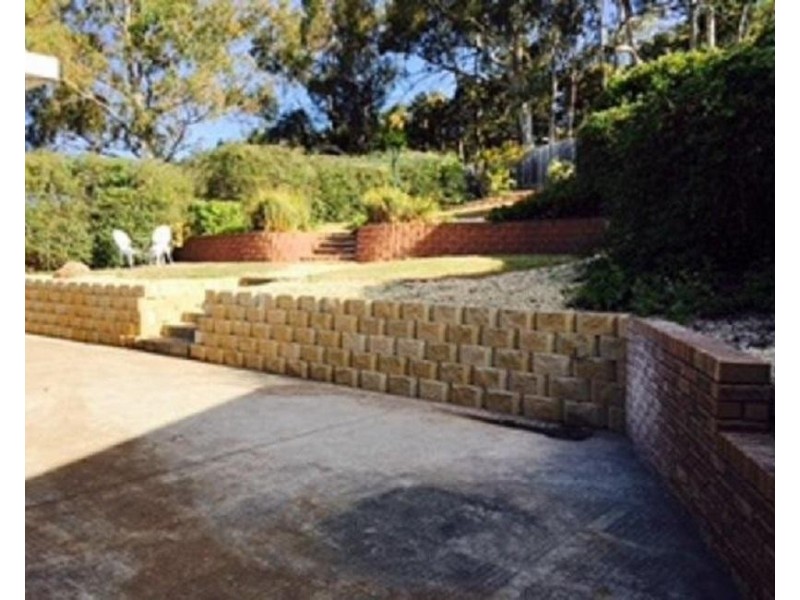 18 Jabez Crescent, Lenah Valley TAS 7008