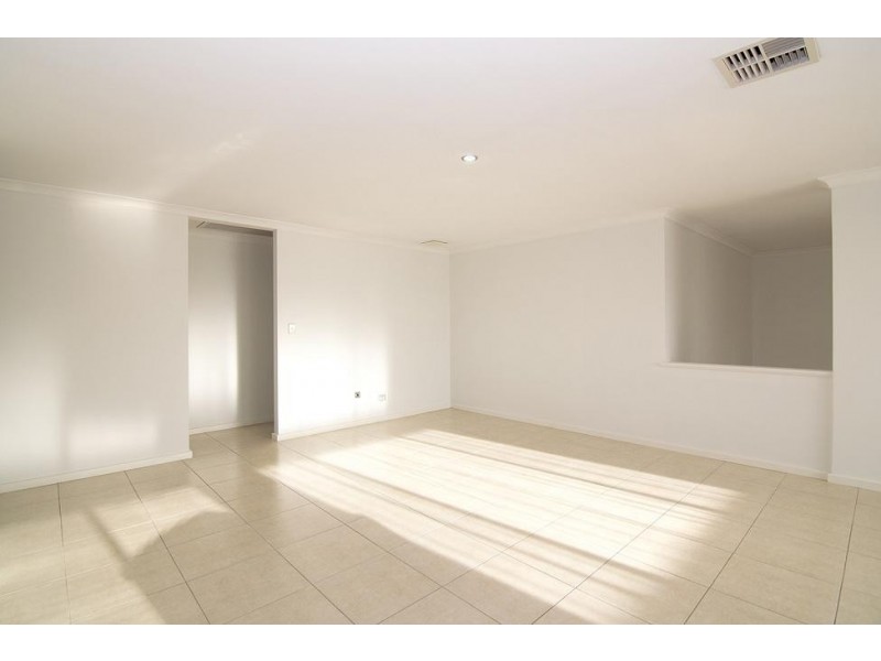 12 Salamanca Turn, Clarkson WA 6030