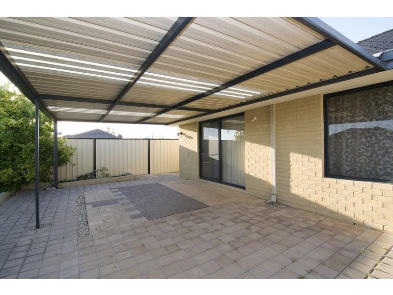 12 Salamanca Turn, Clarkson WA 6030