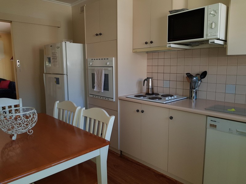 * Richman Avenue, Prospect SA 5082