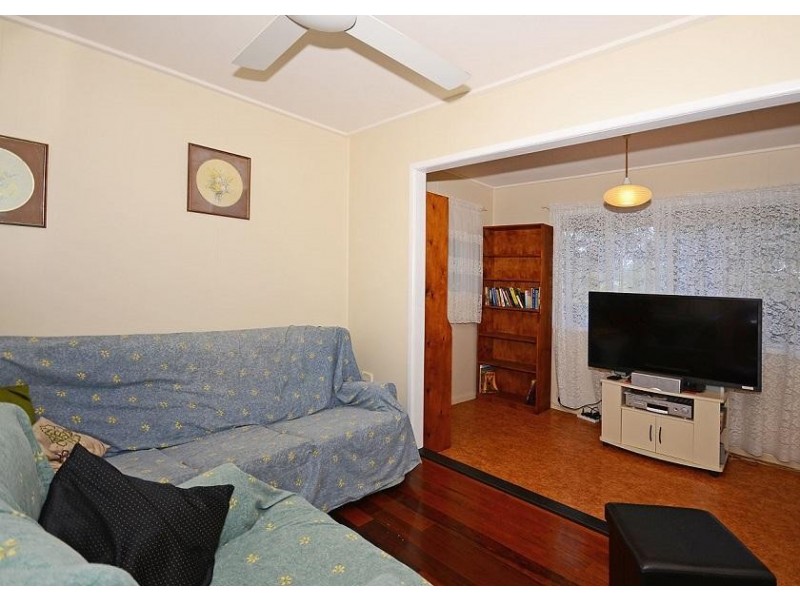 4 White Street, Point Vernon QLD 4655