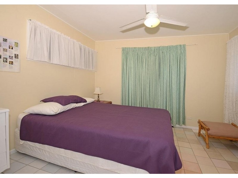 4 White Street, Point Vernon QLD 4655