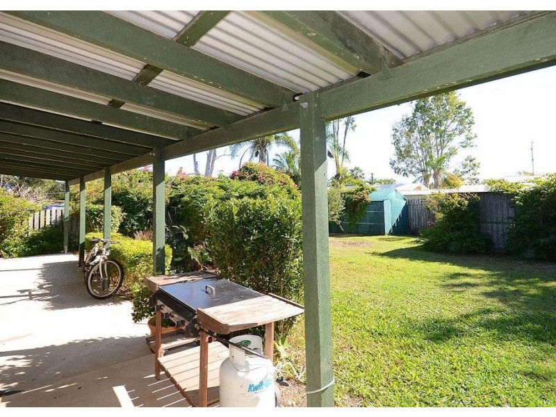 4 White Street, Point Vernon QLD 4655