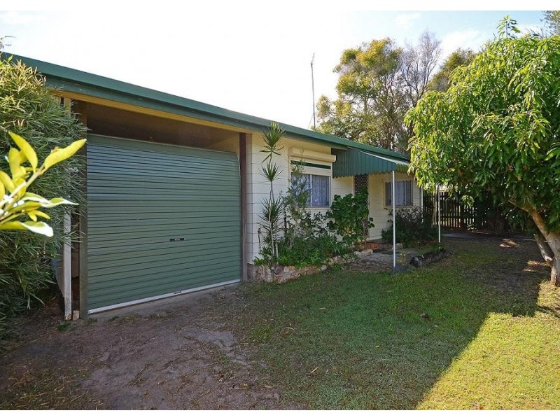 4 White Street, Point Vernon QLD 4655