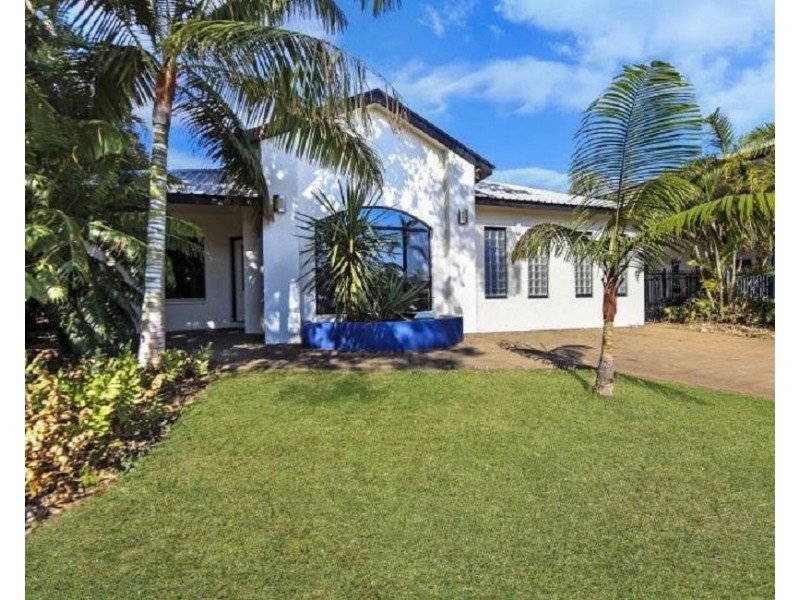 25 Cullen Bay Crescent, Larrakeyah NT 0820