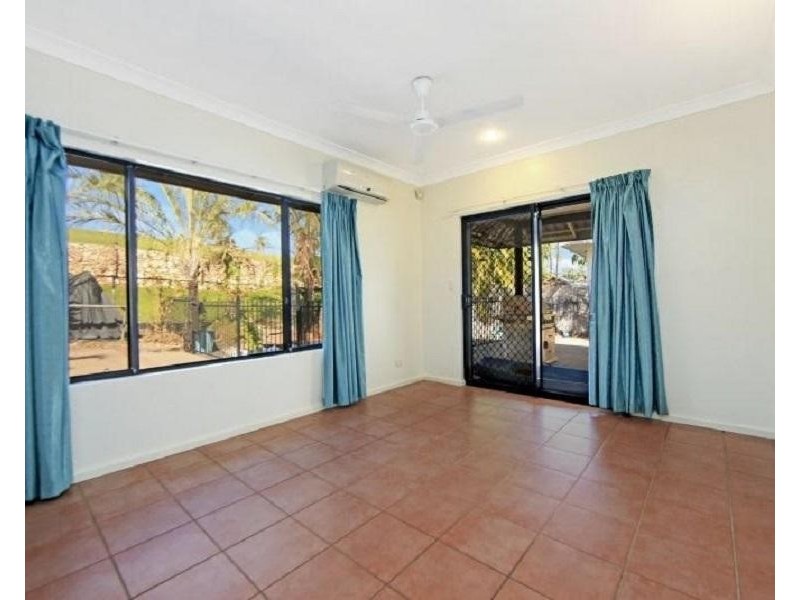 25 Cullen Bay Crescent, Larrakeyah NT 0820