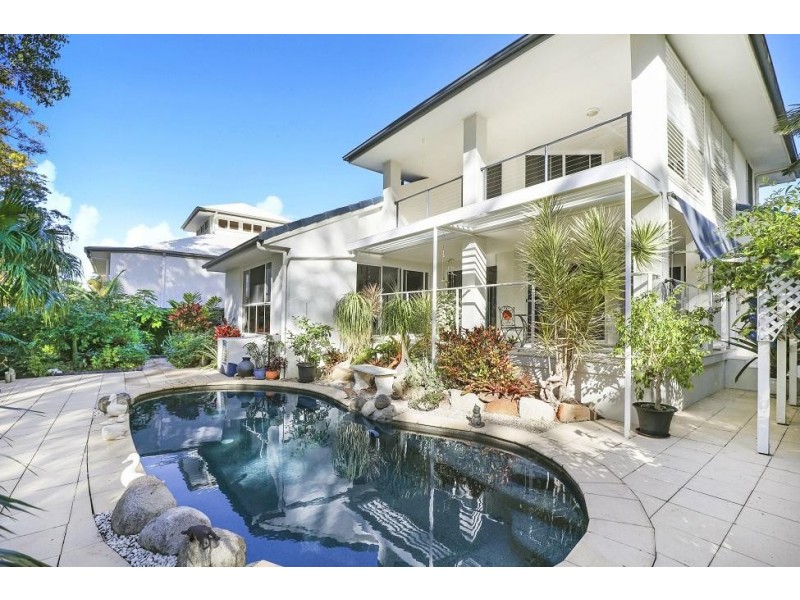 18 Lakeside Drive, Peregian Springs QLD 4573