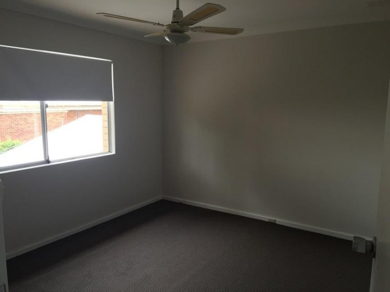 16 Sutherland Close, Guildford WA 6055