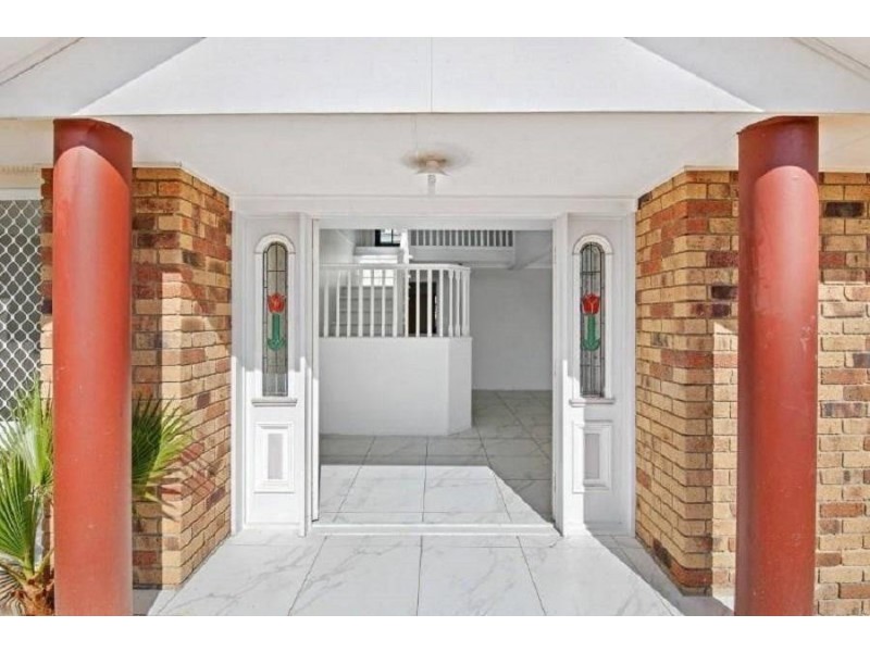 172 Castile Crescent, Edens Landing QLD 4207
