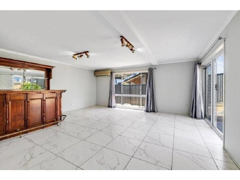 172 Castile Crescent, Edens Landing QLD 4207
