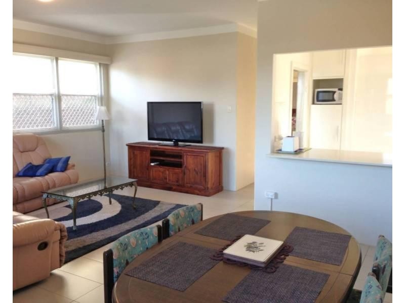 4/12 Burwood Street, Merewether NSW 2291