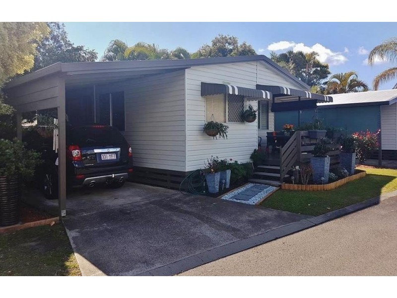 319 Bradman Avenue, Maroochydore QLD 4558
