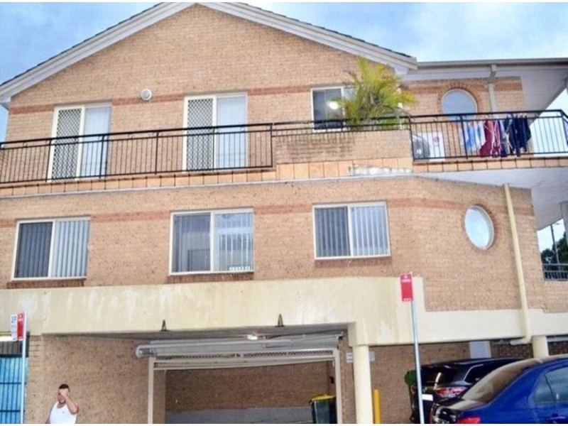 3/15 South Terrace, Punchbowl NSW 2196