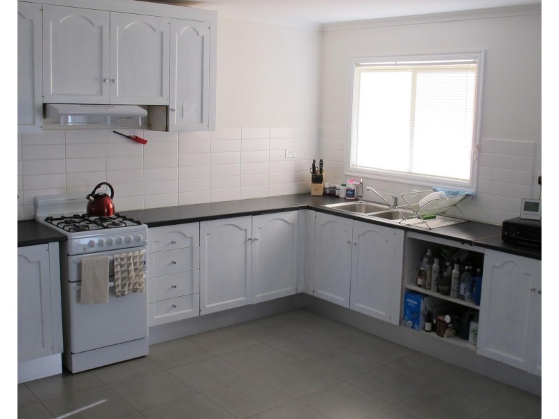 Avenel VIC 3664