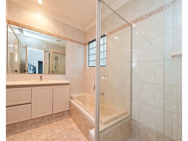 144 Cobb Street, Doubleview WA 6018