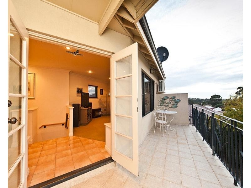 144 Cobb Street, Doubleview WA 6018