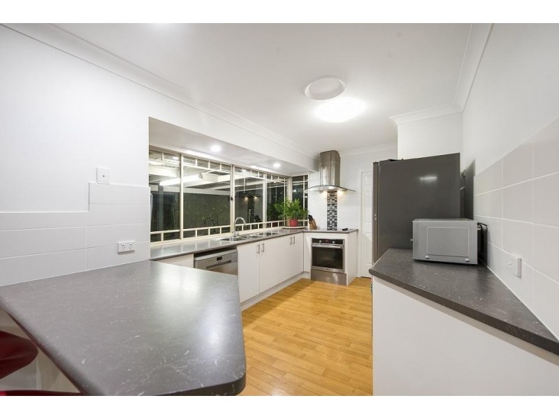 103 Castile Crescent, Edens Landing QLD 4207