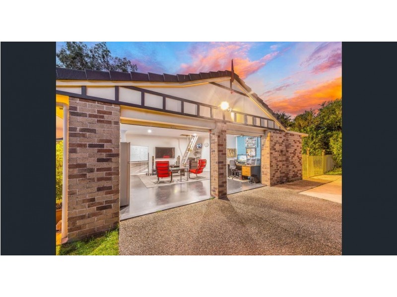 103 Castile Crescent, Edens Landing QLD 4207
