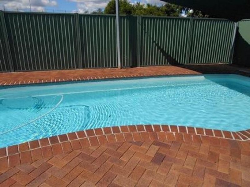 27/13 Bridge Street, Redbank QLD 4301