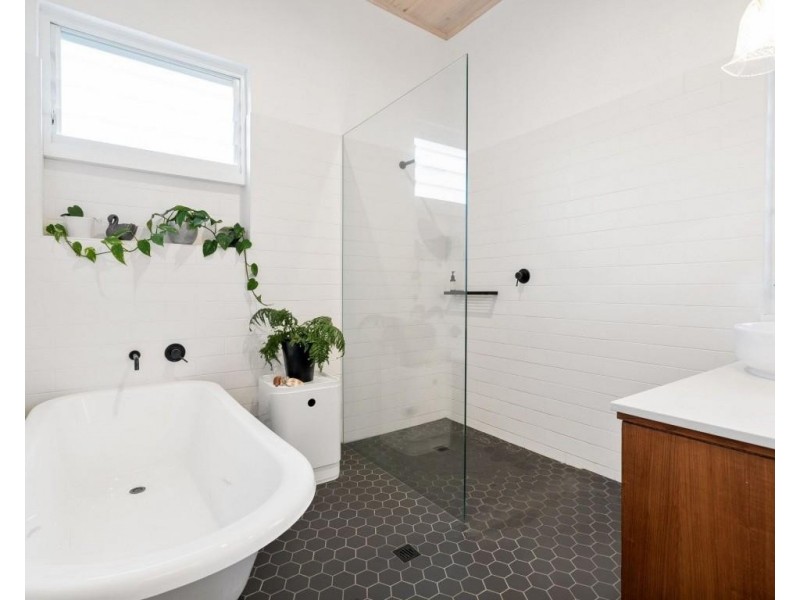 8 Wesley Street, South Fremantle WA 6162