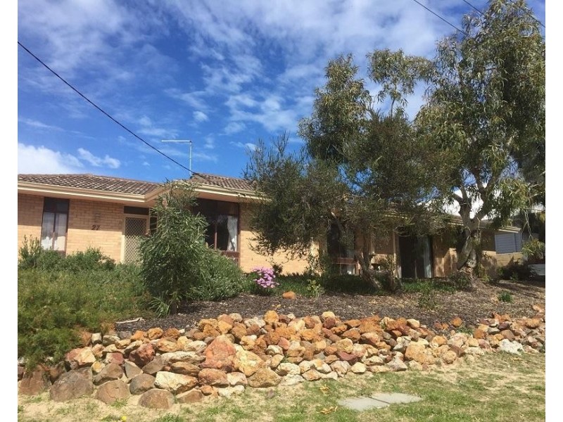 27 Rinaldi Crescent, Karrinyup WA 6018