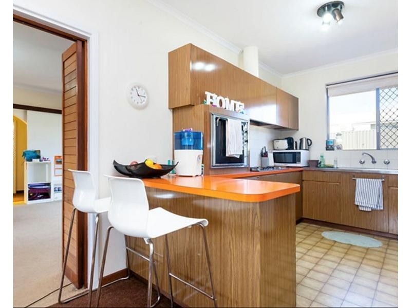 27 Rinaldi Crescent, Karrinyup WA 6018