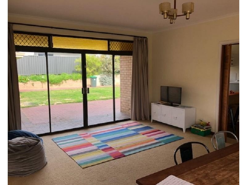 27 Rinaldi Crescent, Karrinyup WA 6018