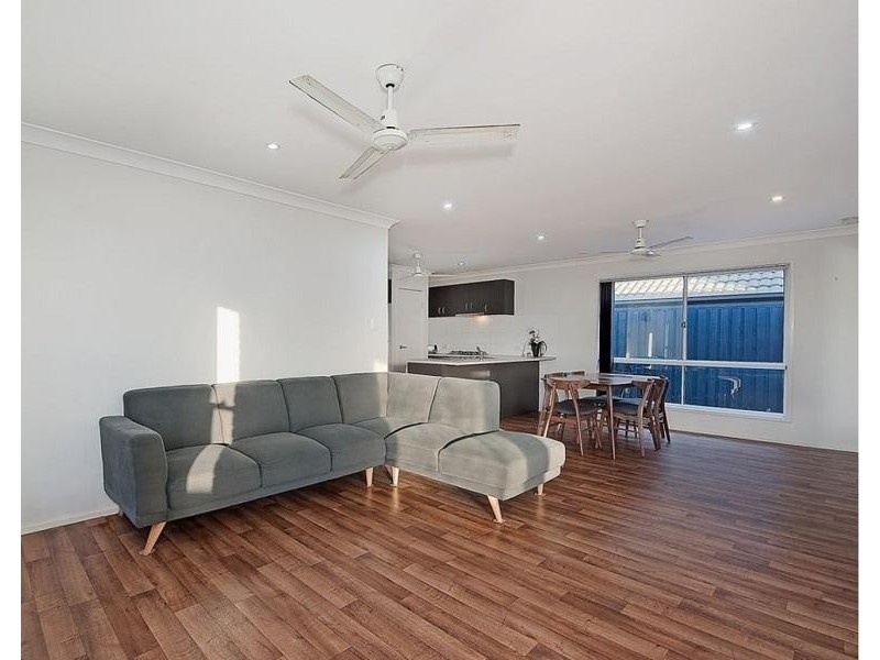 23 Severn Crescent, North Lakes QLD 4509