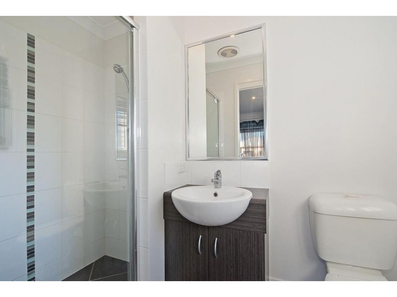 23 Severn Crescent, North Lakes QLD 4509