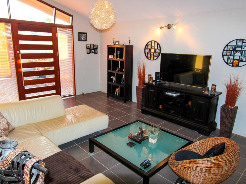 12 Dromos Street, Eight Mile Plains QLD 4113