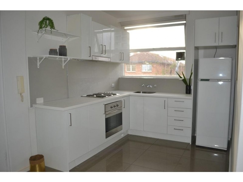 13/55 Barkly Street, St Kilda VIC 3182