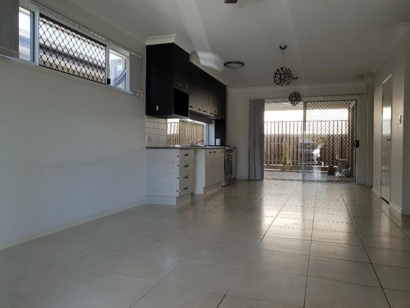 6 Hinchinbrook Avenue, Fitzgibbon QLD 4018