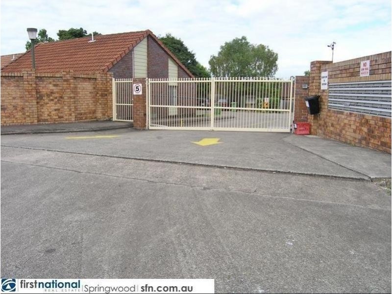 9/129 North Road, Woodridge QLD 4114