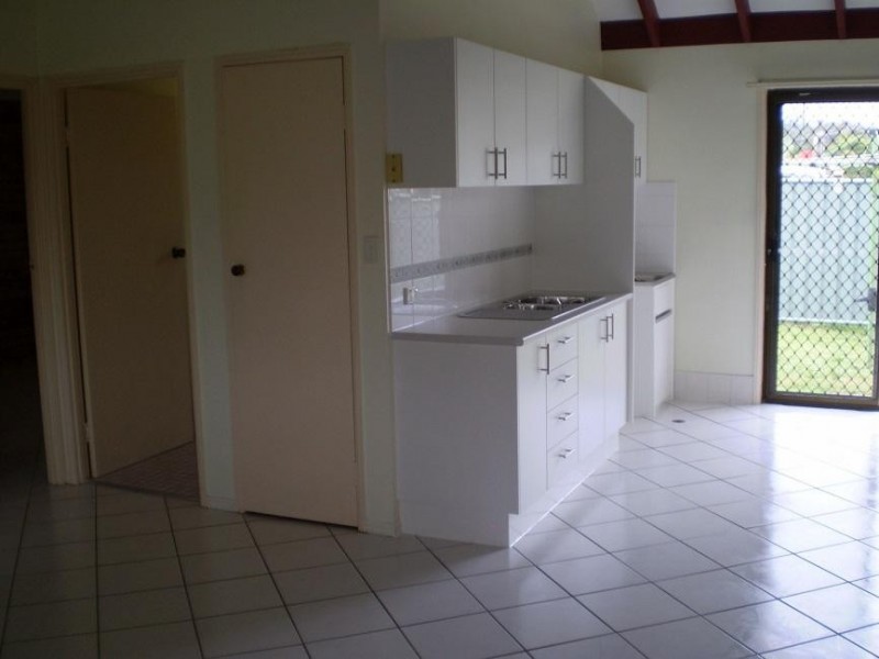 9/129 North Road, Woodridge QLD 4114