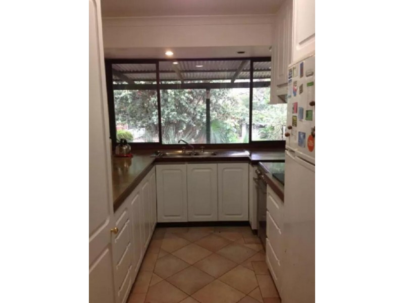 13 Landers Road, Lesmurdie WA 6076