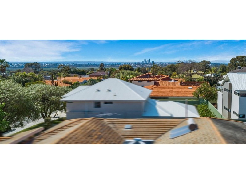 9B Buntine Road, Wembley Downs WA 6019