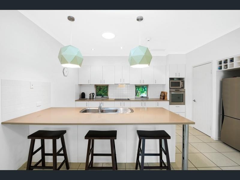 7 Oyster Court, Twin Waters QLD 4564