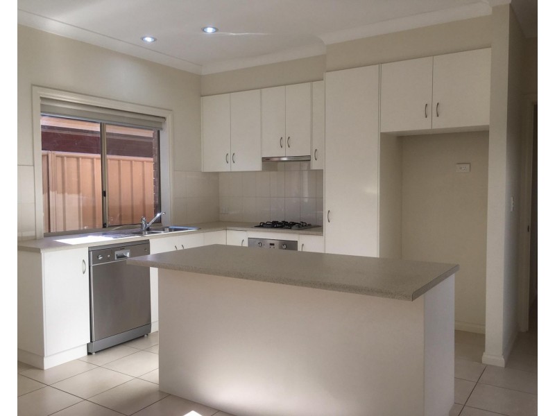 1 St Clements Street, Blair Athol SA 5084