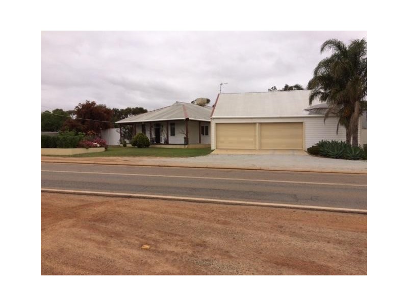 18 York Road, Northam WA 6401