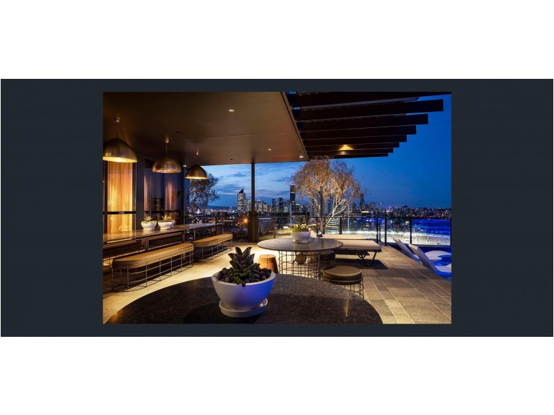 62 Logan Road, Woolloongabba QLD 4102