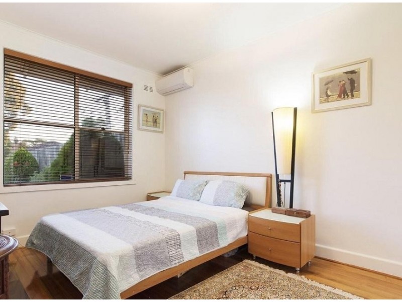 1/5 Kinross Street, Hampton VIC 3188