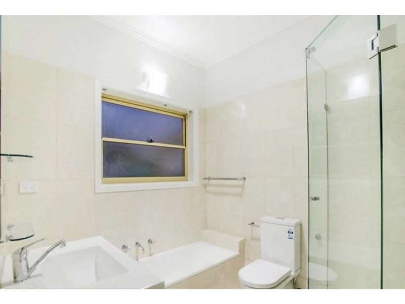 1/5 Kinross Street, Hampton VIC 3188