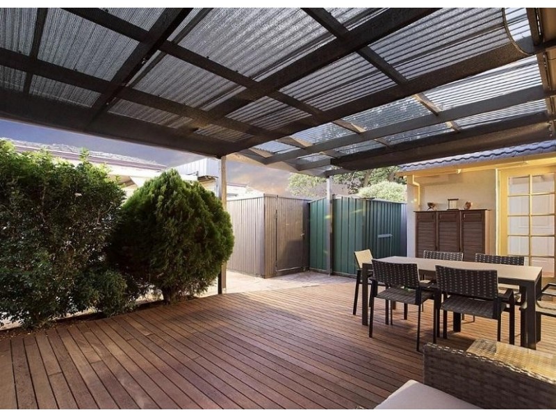 1/5 Kinross Street, Hampton VIC 3188