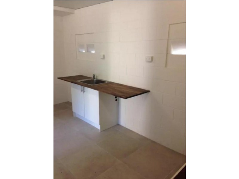 19 Sweet Street, Mundingburra QLD 4812